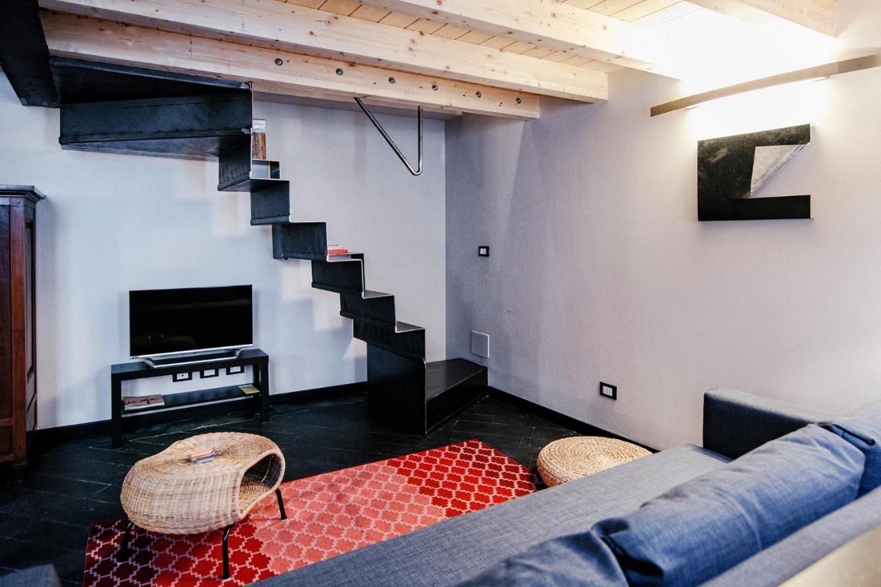 Palazzo Del Pero - The House Of Travelers Apartment
