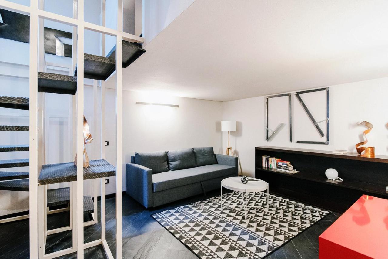 Apartment Palazzo Del Pero - The House Of Travelers Como