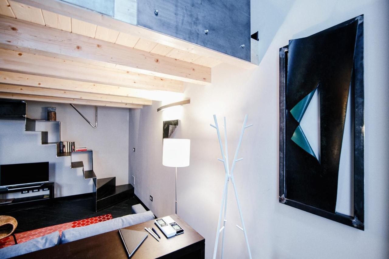 Apartment Palazzo Del Pero - The House Of Travelers Como