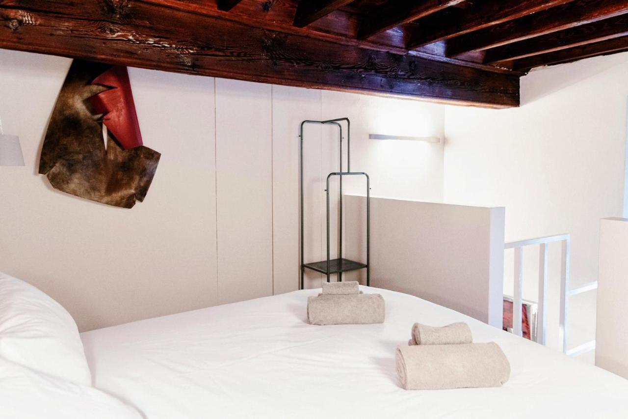 Palazzo Del Pero - The House Of Travelers Apartment *
