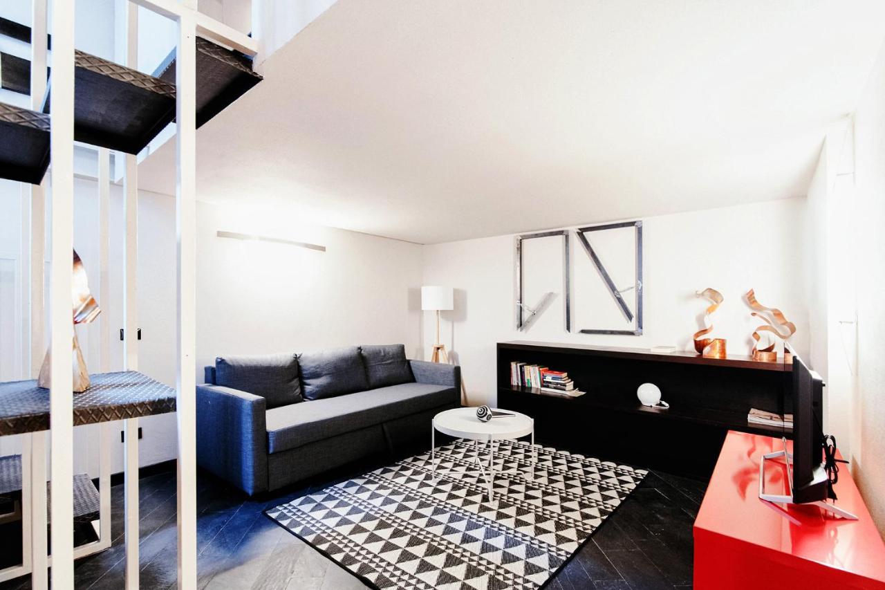 Palazzo Del Pero - The House Of Travelers Apartment *