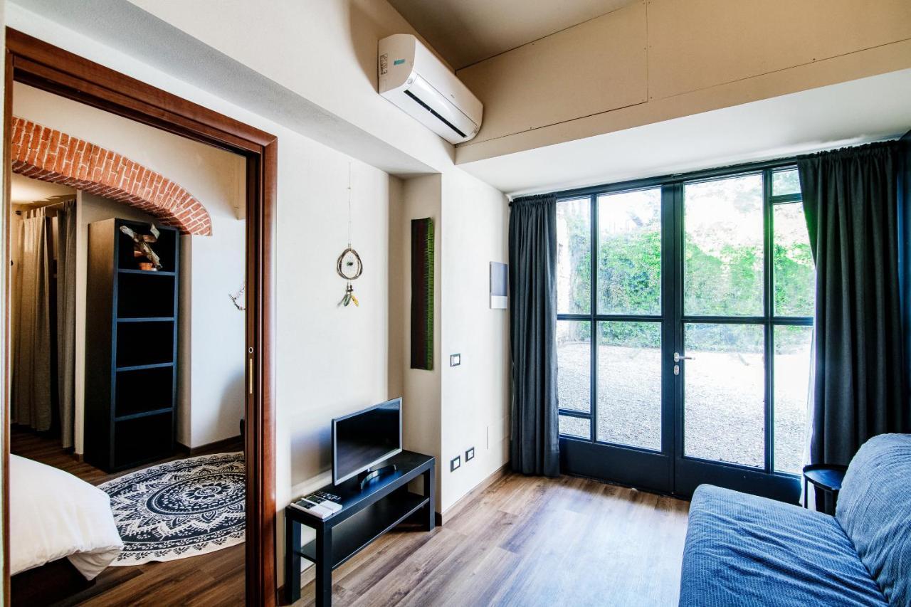Apartment Palazzo Del Pero - The House Of Travelers Como